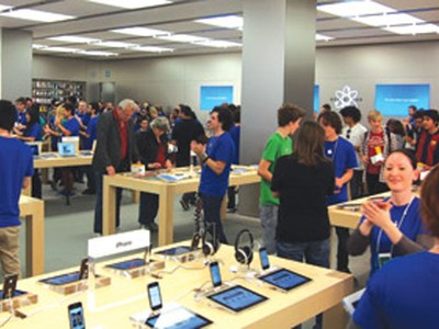 Apple được, mất gì khi theo giá rẻ?